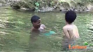 Heated Latinos having oral and anal sex outdoors porn video